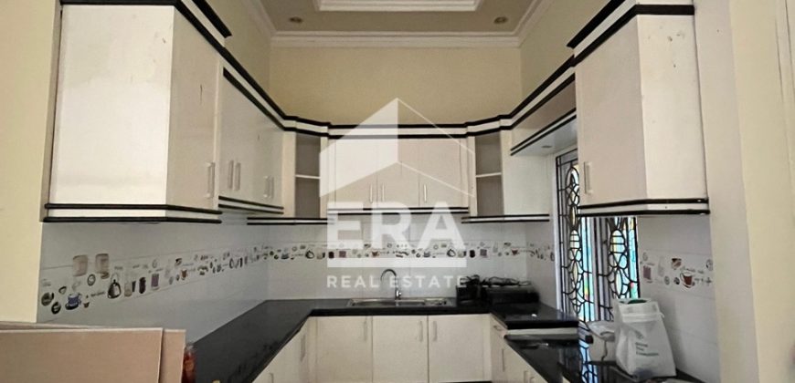RUMAH DIJUAL, JL WAHID HASYIM, SAMARINDA