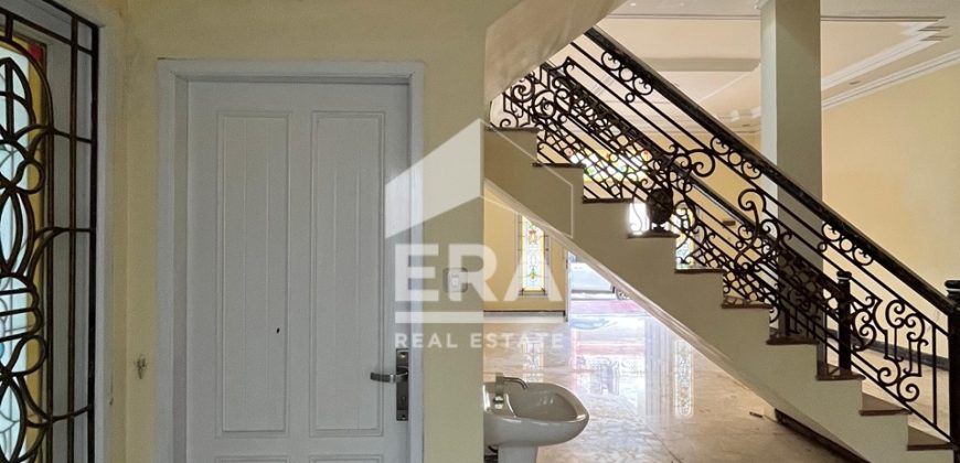 RUMAH DIJUAL, JL WAHID HASYIM, SAMARINDA