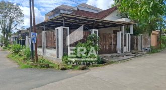 RUMAH DIJUAL LOKASI PERUMAHAN AKSES CEPAT DEKAT DENGAN TEMPAT KULINER, SAMARINDA