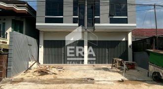 RUKO DIJUAL STRATEGIS SIAP PAKAI DAN LOKASI PINGGIR JALAN RAYA, SAMARINDA
