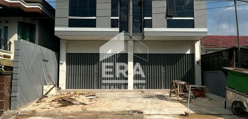 RUKO DIJUAL STRATEGIS SIAP PAKAI DAN LOKASI PINGGIR JALAN RAYA, SAMARINDA