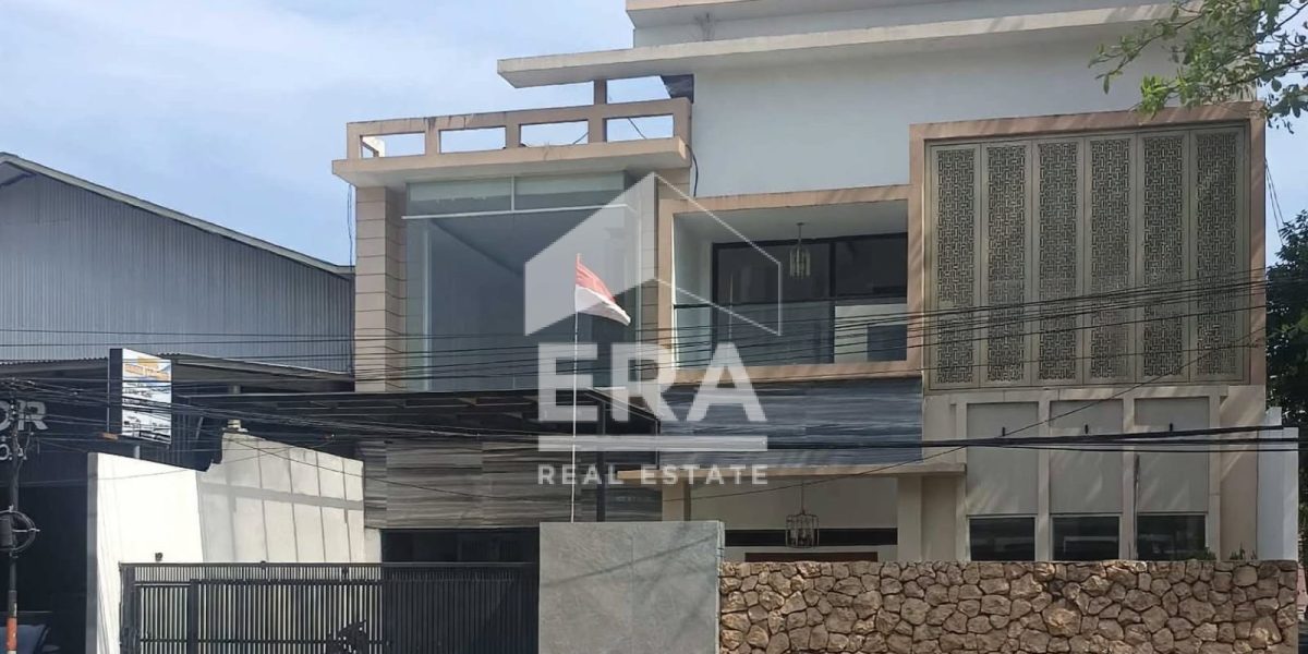 RUMAH DIJUAL LOKASI TENGAH KOTA, STRATEGIS, SAMARINDA