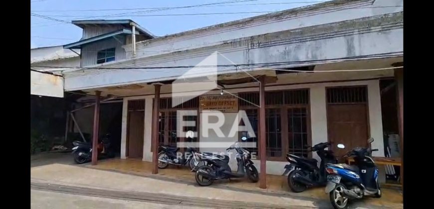 RUMAH DIJUAL LOKASI DEKAT DENGAN PUSAT PERBELANJAAN, PELABUHAN, RUMAH SAKIT, SAMARINDA